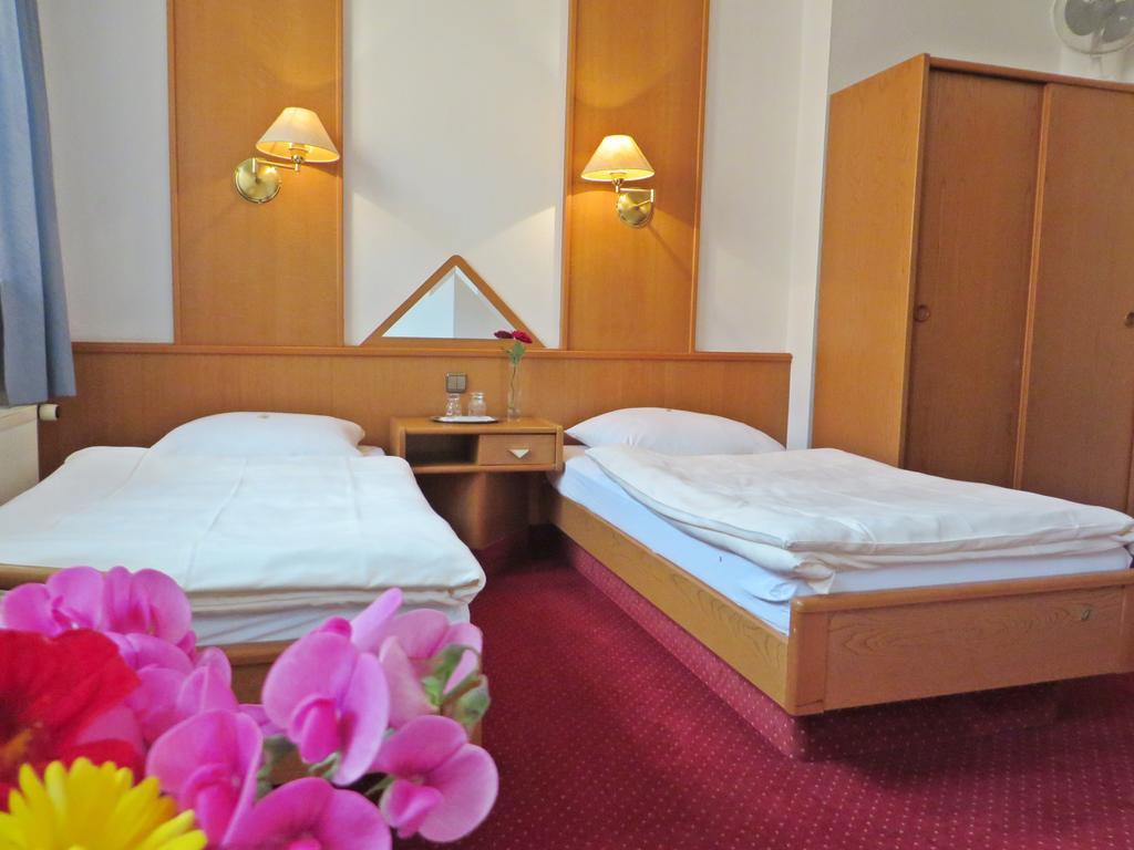 Hotel Roseneck Hagenow 객실 사진